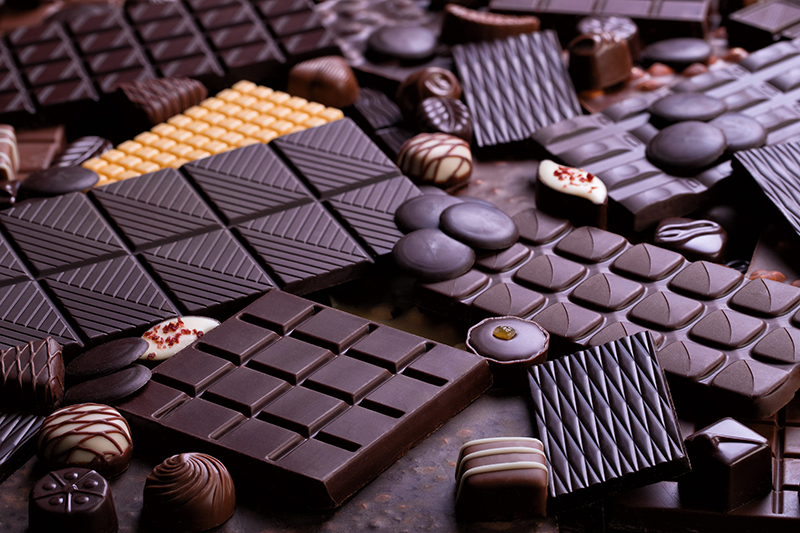 Chocolate engorda mesmo? Entenda o que realmente influencia
